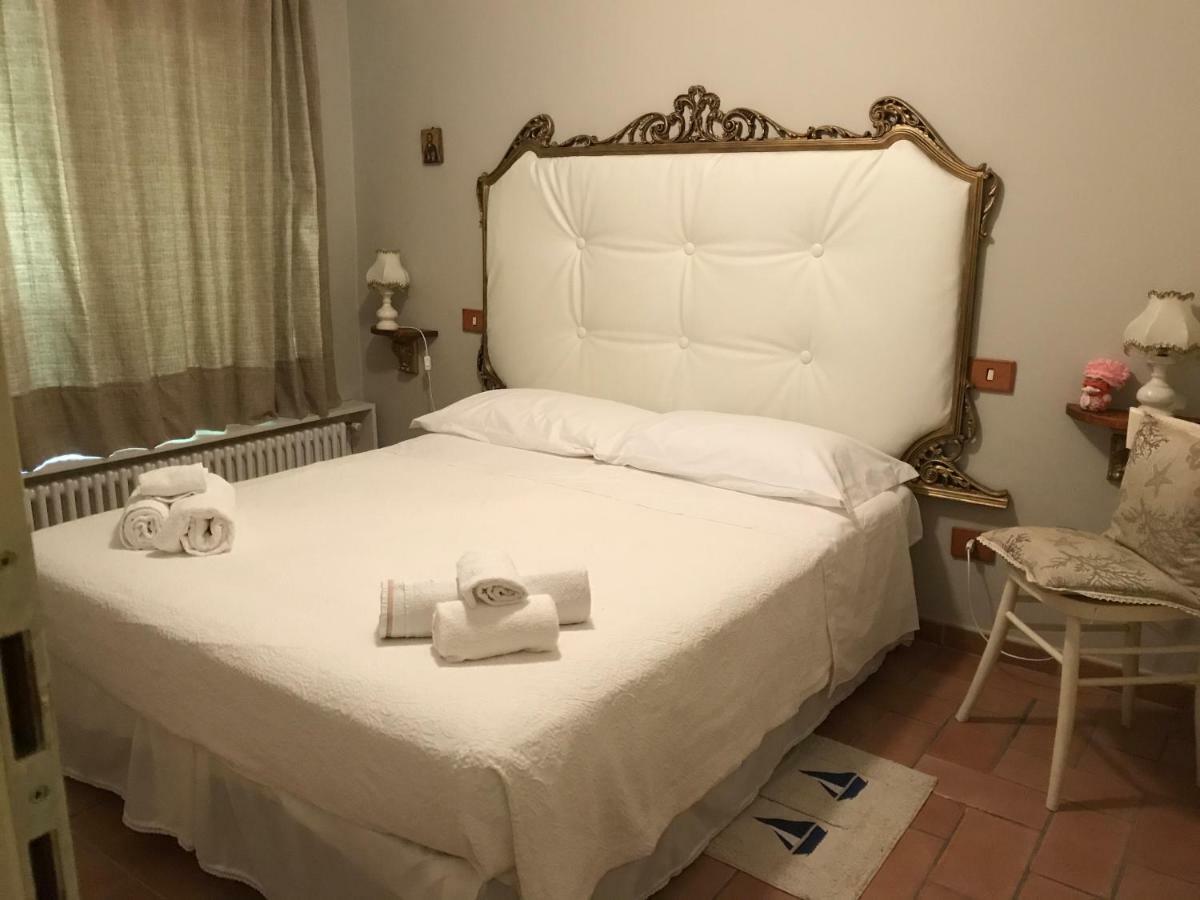 Willa Ancora Bilocale Marina di Massa Zewnętrze zdjęcie